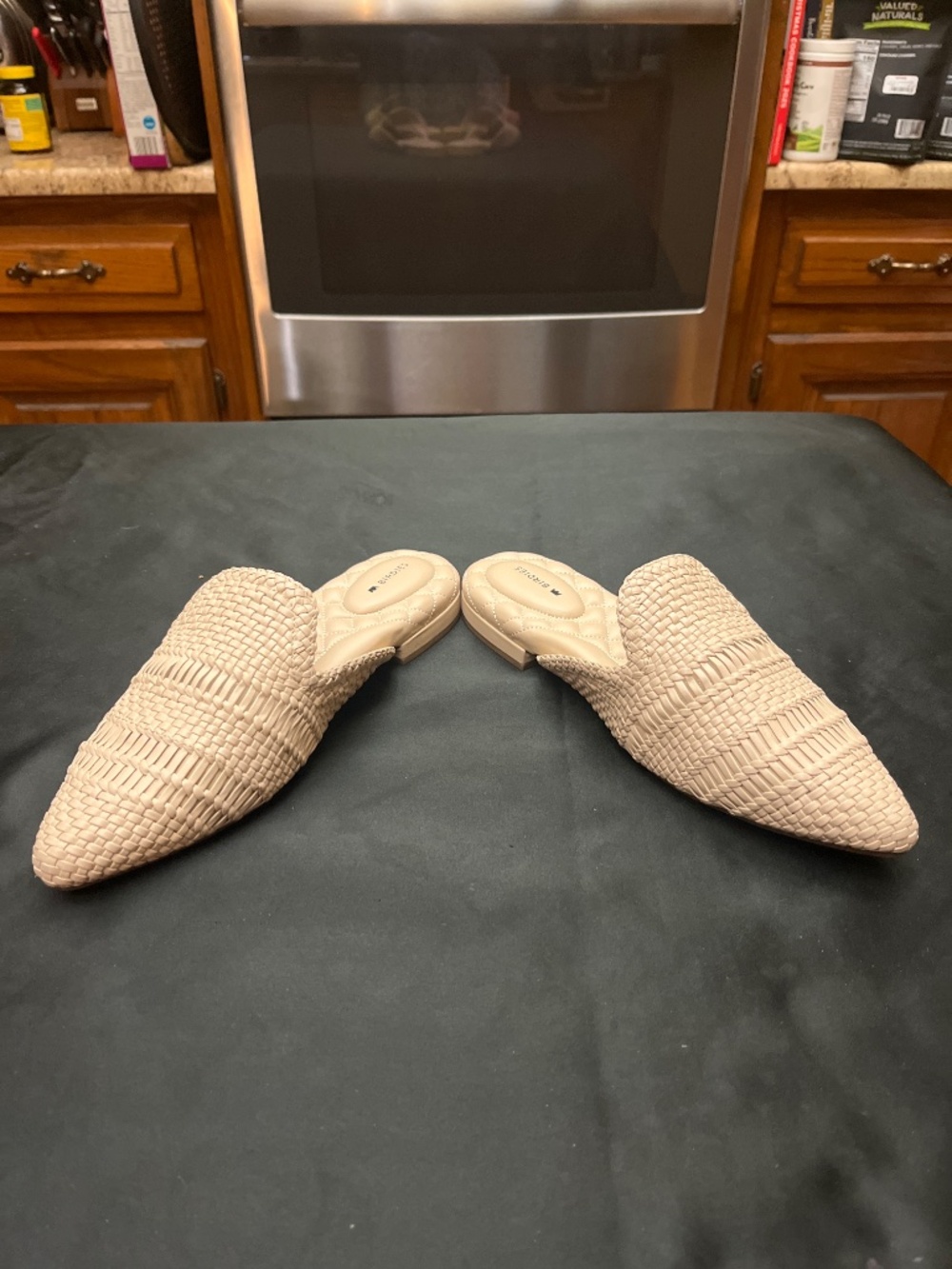 Brand New Birdies Brand Goldfinch Woven Slides. Sz. 9 - Picture 10 of 10